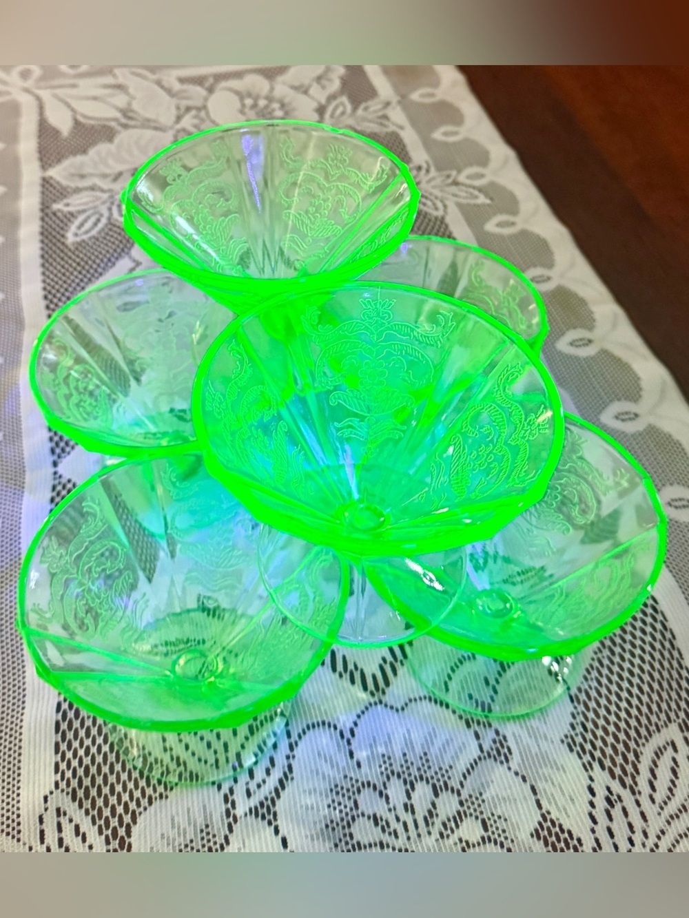 GLOW! c.1932 Antique Art Deco "Madrid Green" Depression Glass Sherbet Cups (6)